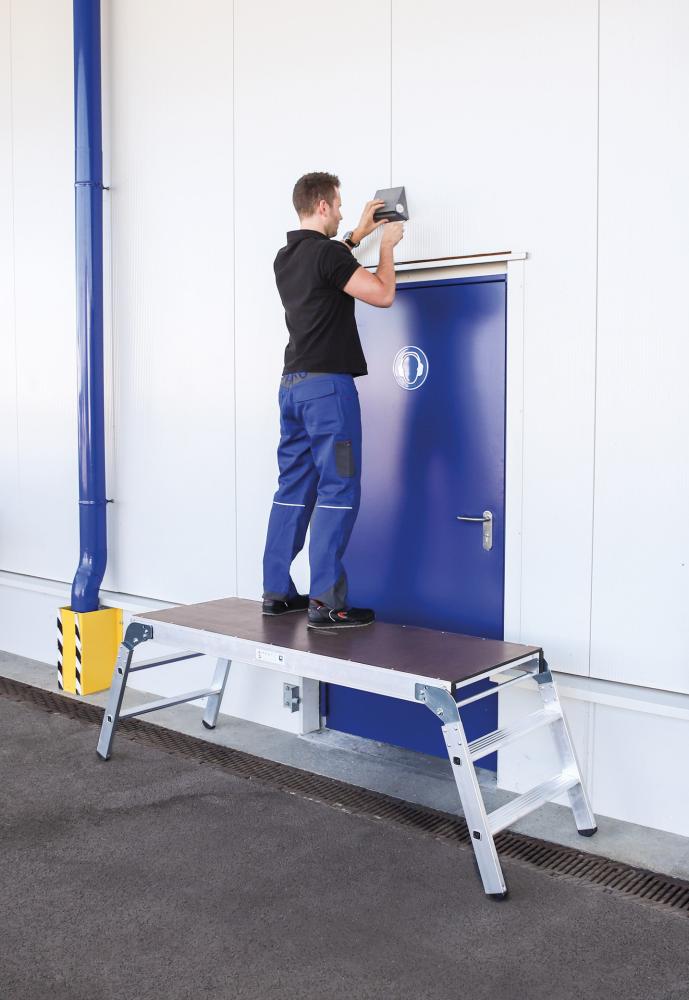 Alu-Arbeitsdiele Plattform B1700xT600 mm Plattformhöhe 0,69 m Arbeitshöhe bis 2,70 m